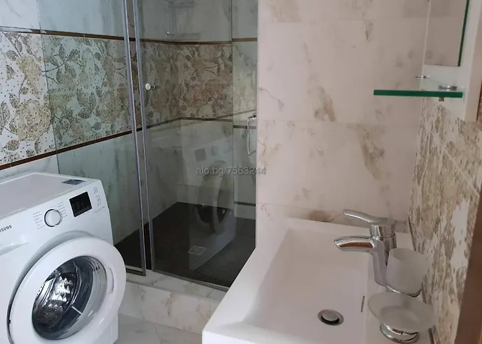 Appartamento в комплекс милениум Pomorie